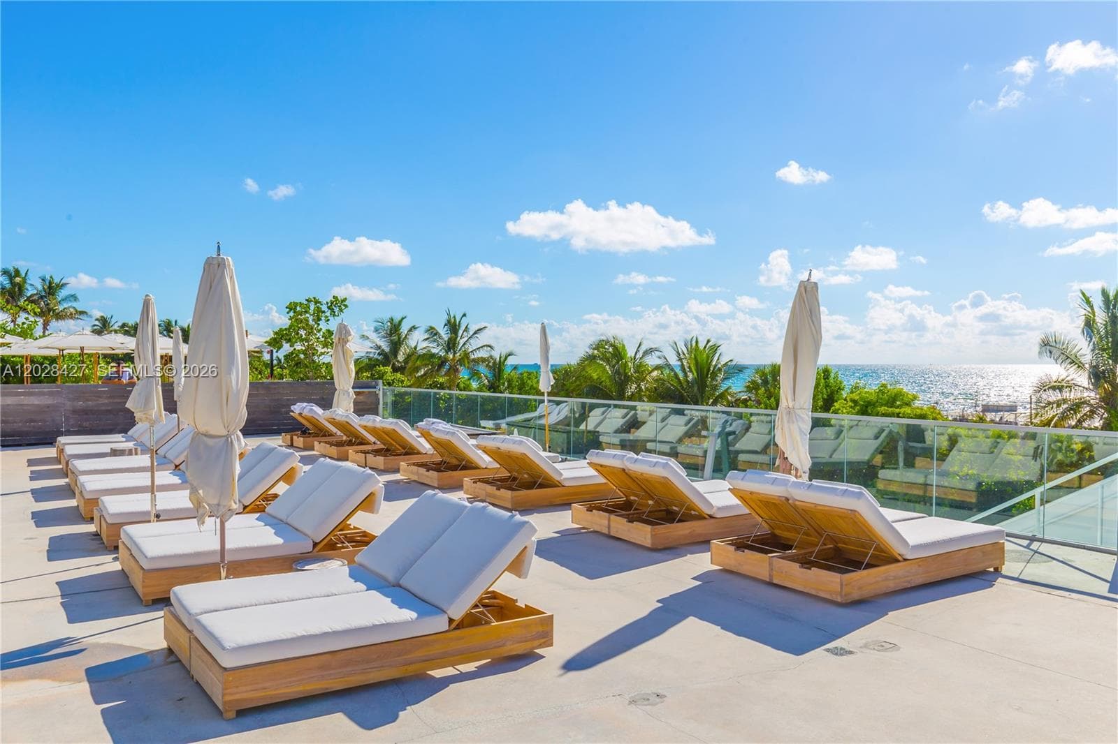 A12028427 — Miami Beach — 36