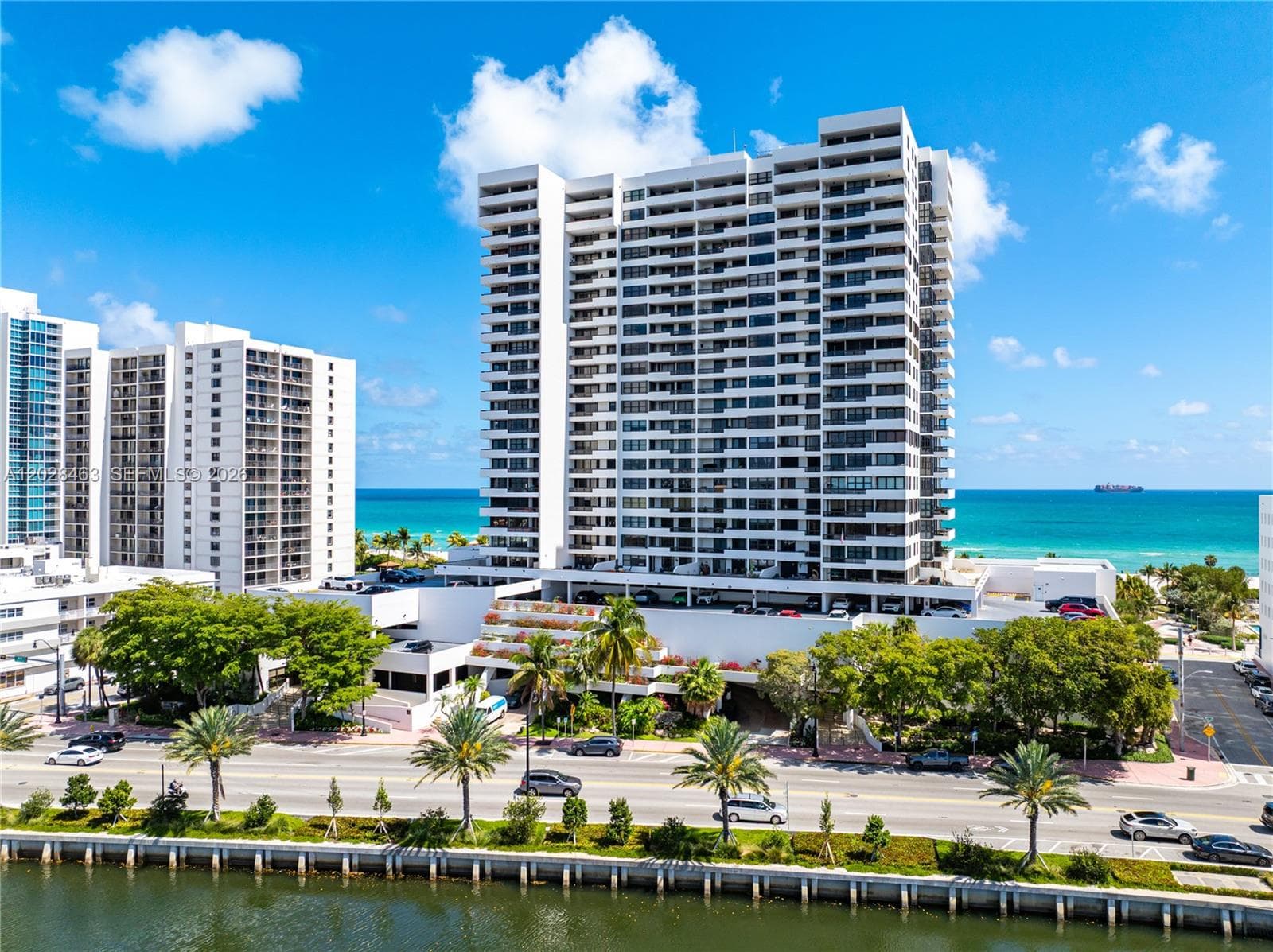 A12028463 — Miami Beach — 2