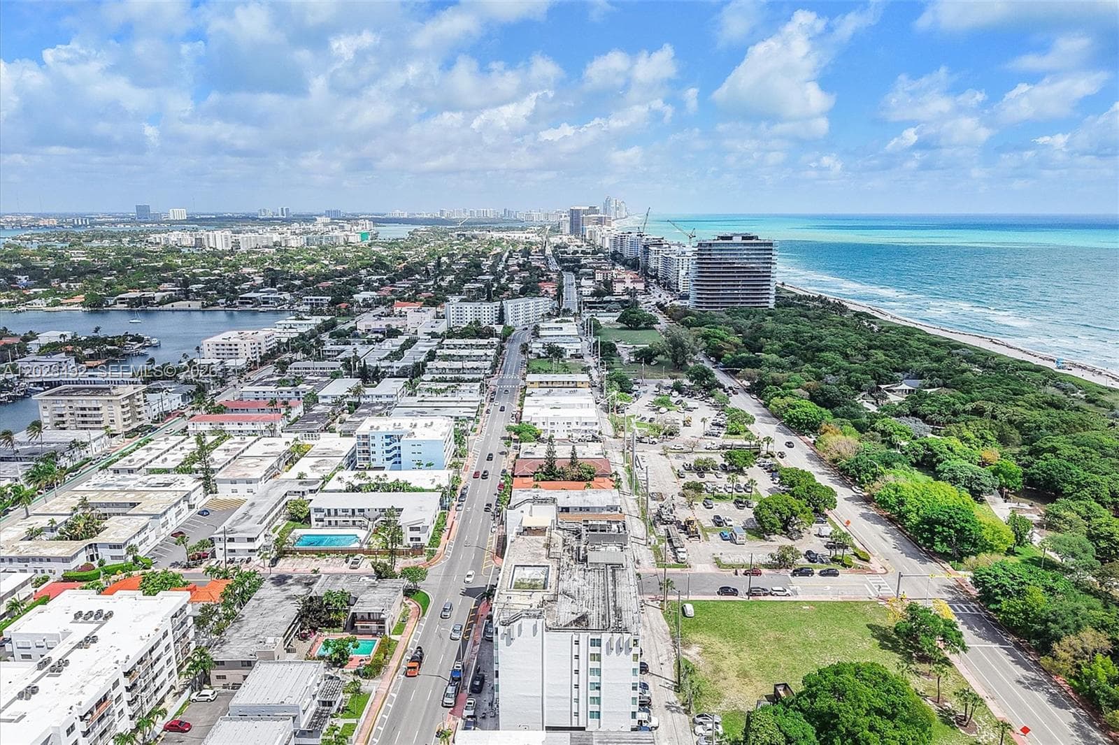 A12028492 — Miami Beach — 23