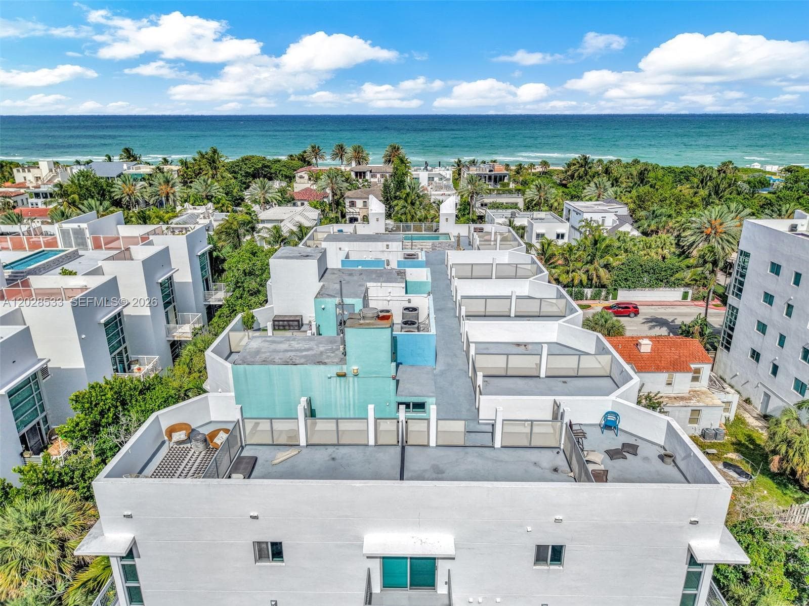 A12028533 — Miami Beach — 43