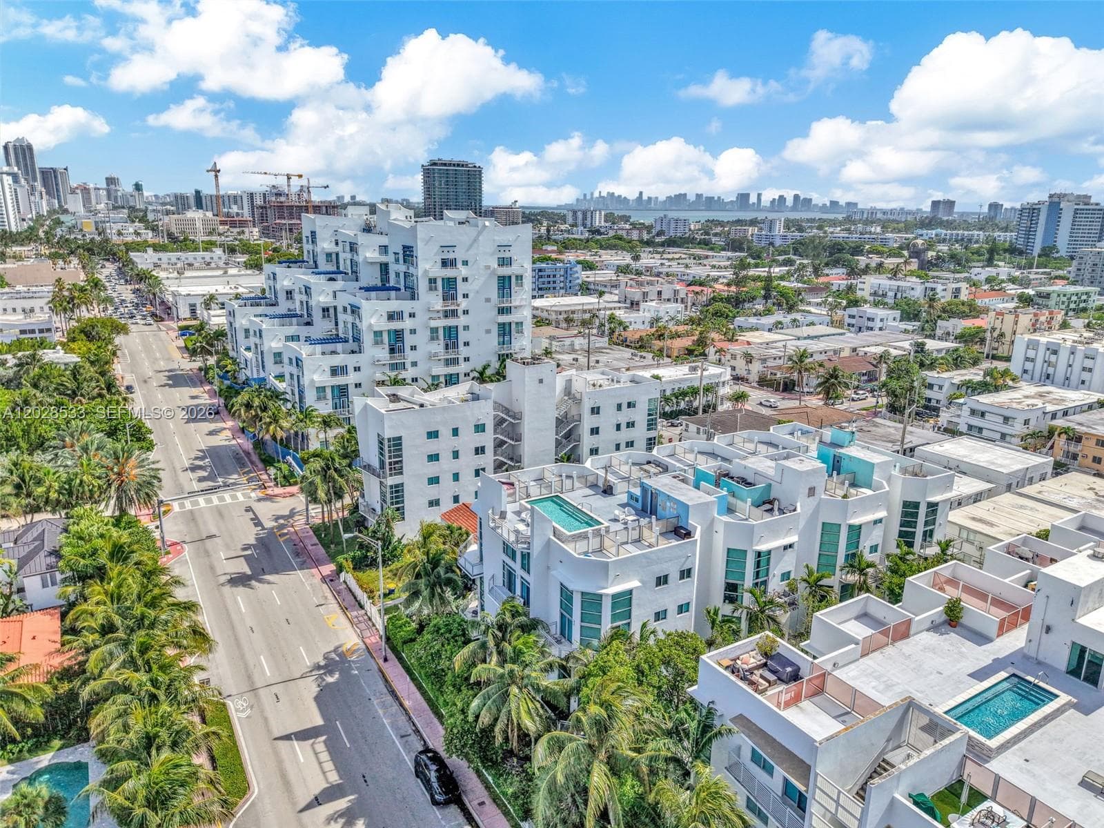 A12028533 — Miami Beach — 41