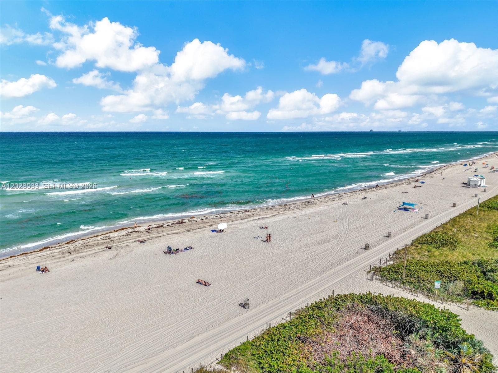 A12028533 — Miami Beach — 45