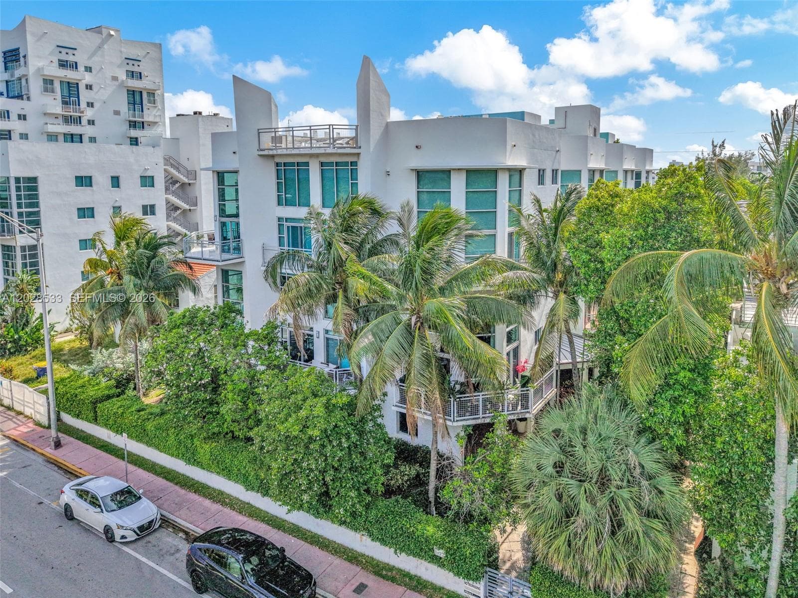 A12028533 — Miami Beach — 51