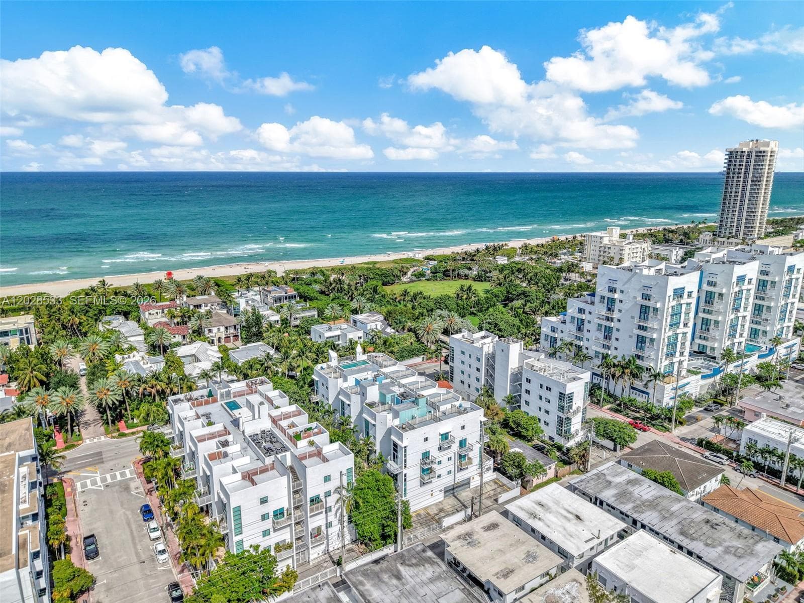 A12028533 — Miami Beach — 58