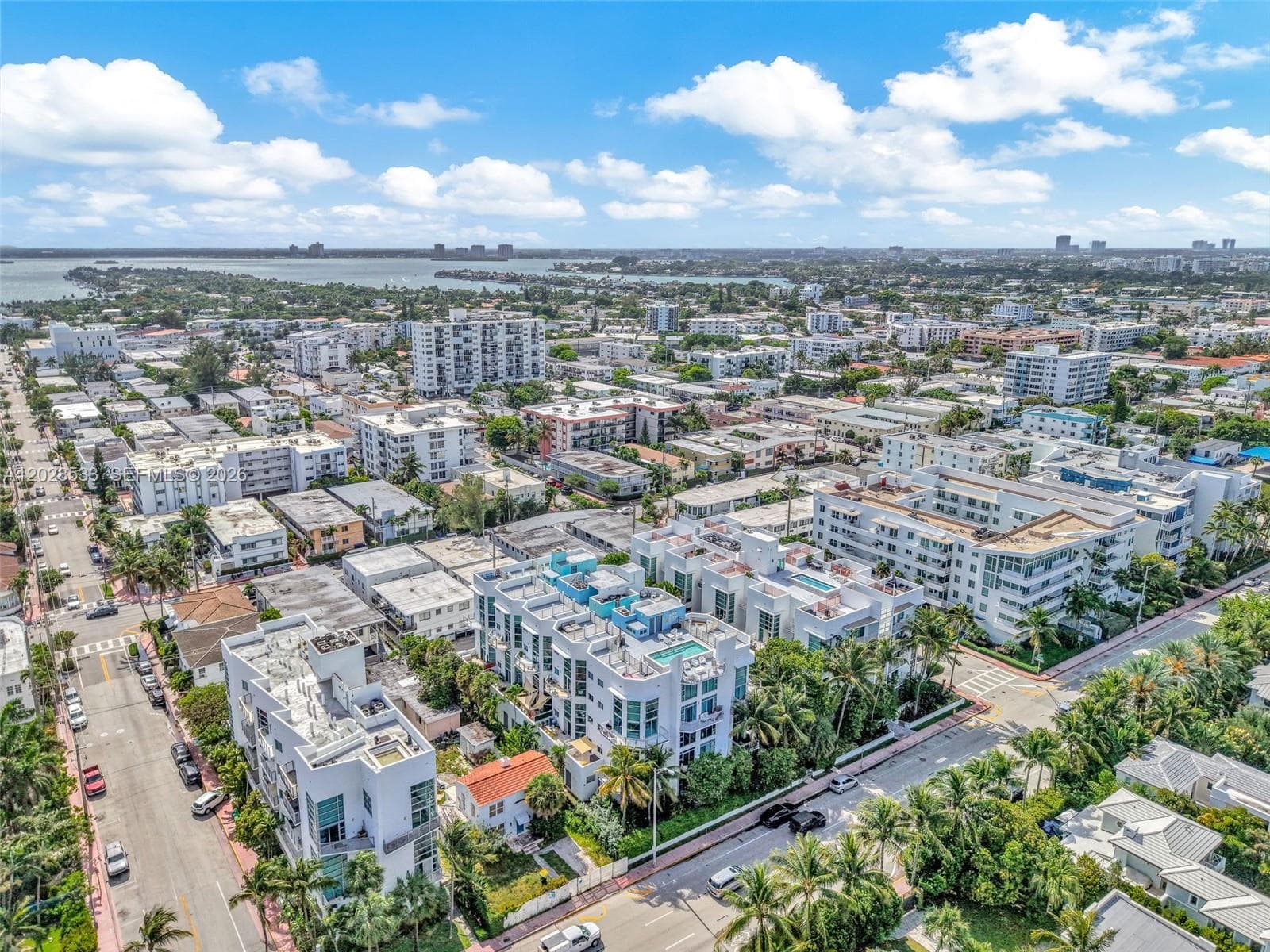 A12028533 — Miami Beach — 40