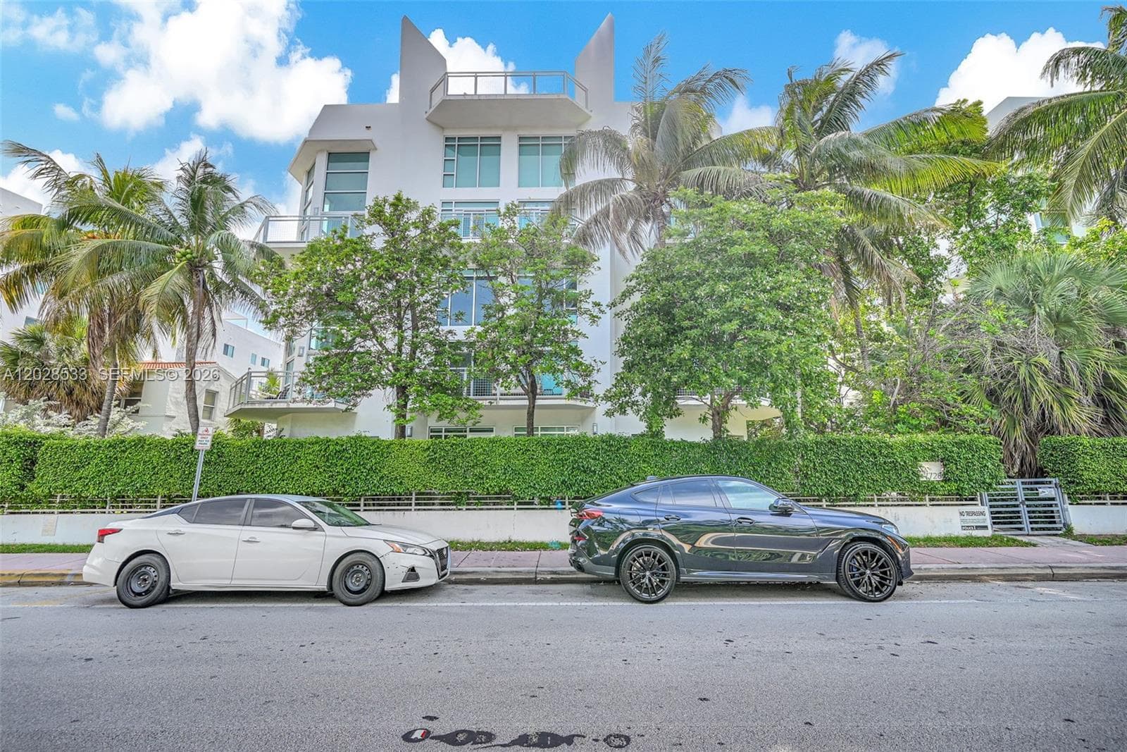 A12028533 — Miami Beach — 39