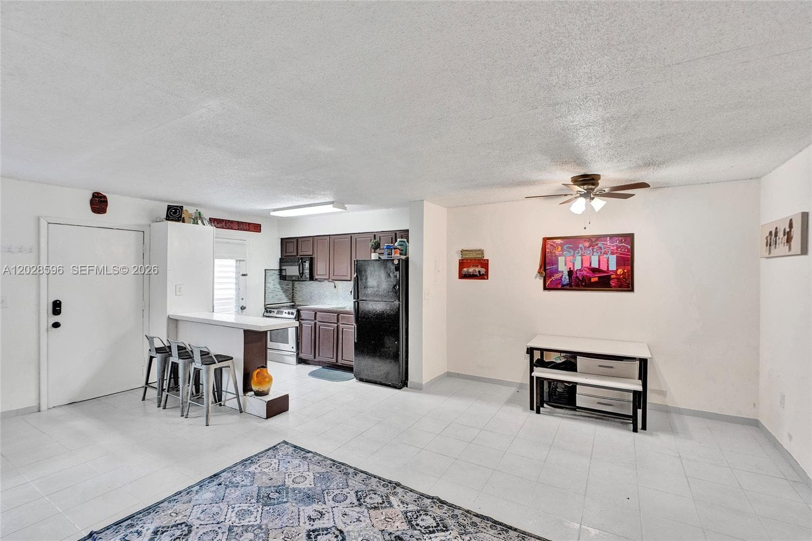 A12028596 — Miami Beach — 3