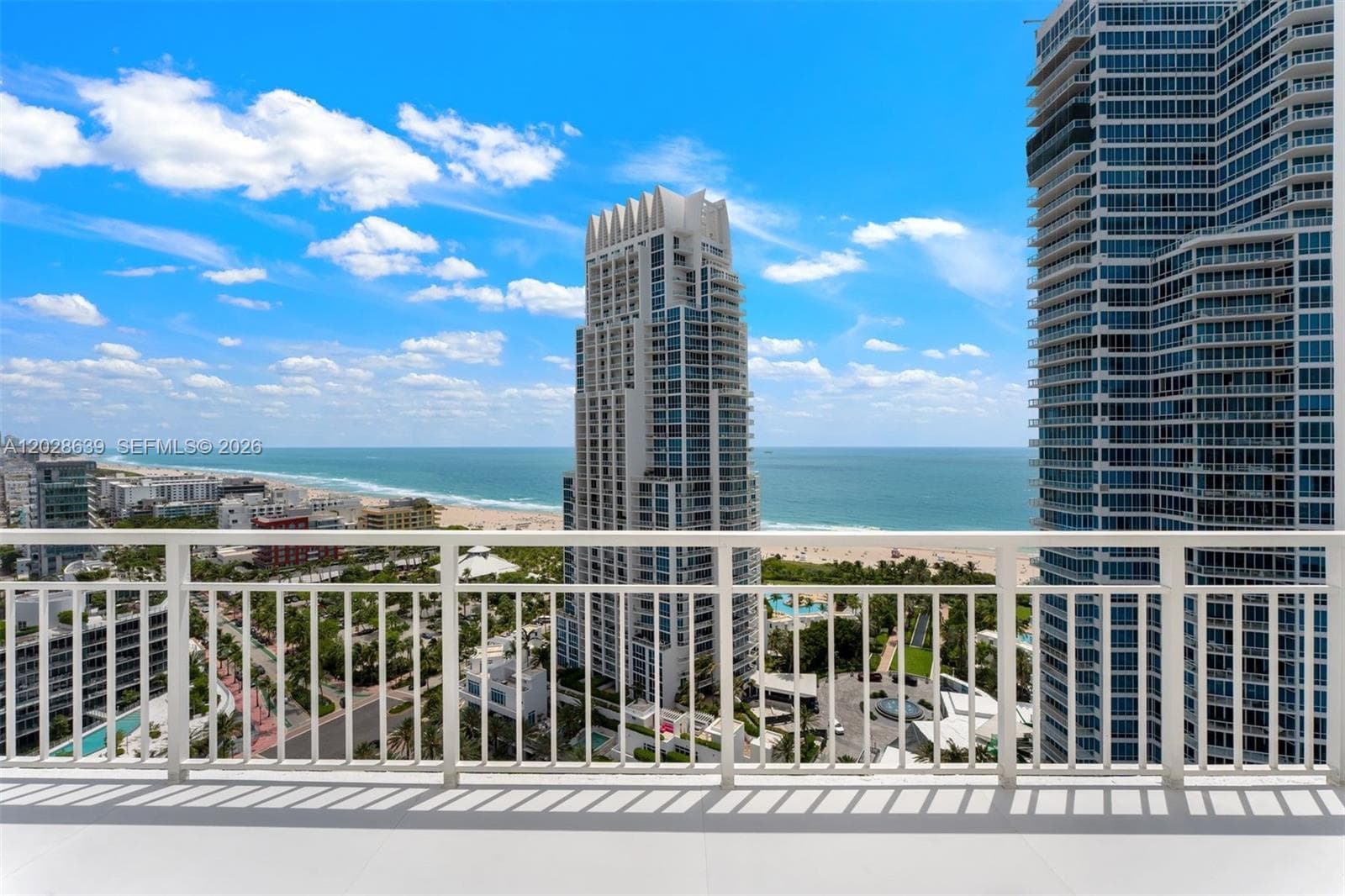 A12028639 — Miami Beach — 20