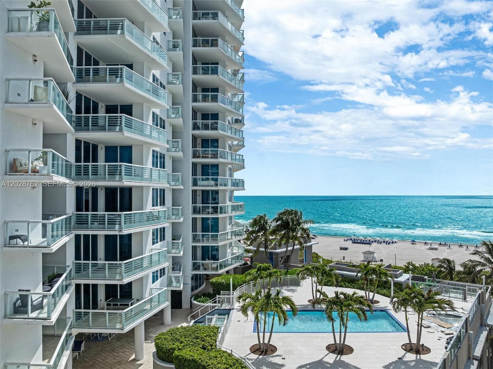 A12028762 — Miami Beach — 2