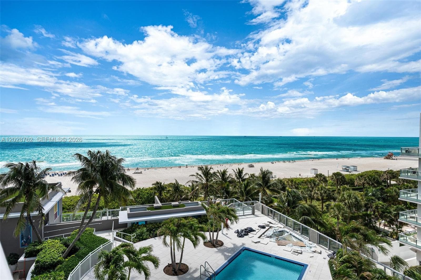 A12028762 — Miami Beach — 9