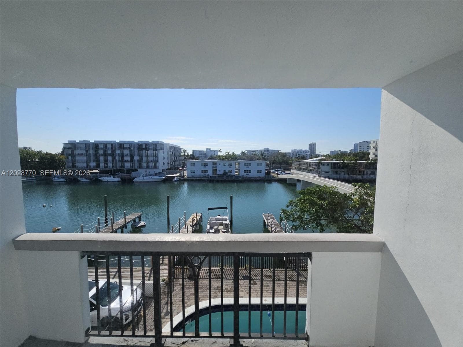 A12028770 — Miami Beach