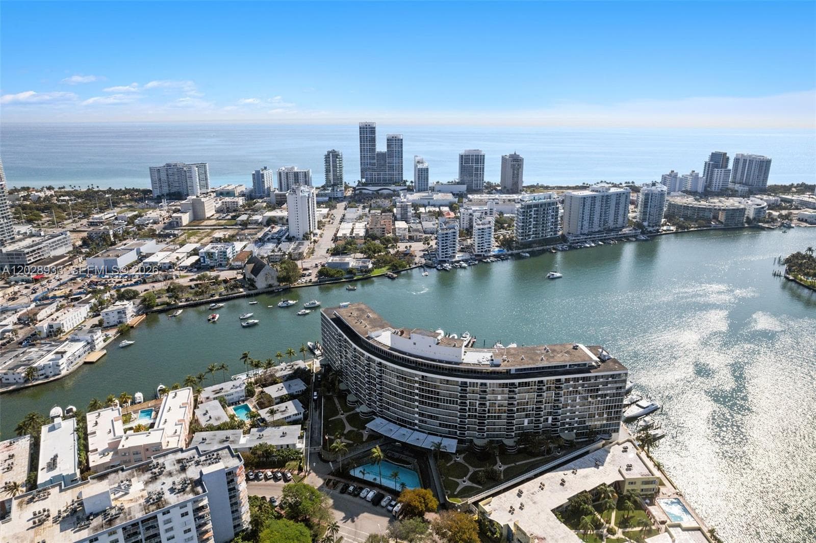 A12028933 — Miami Beach — 24