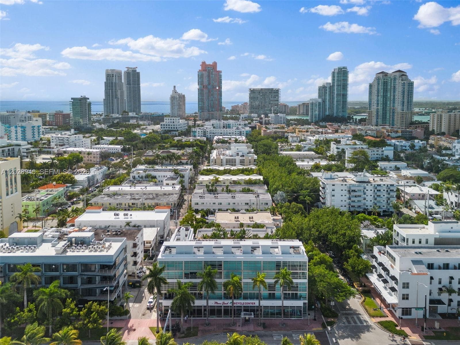 A12028945 — Miami Beach