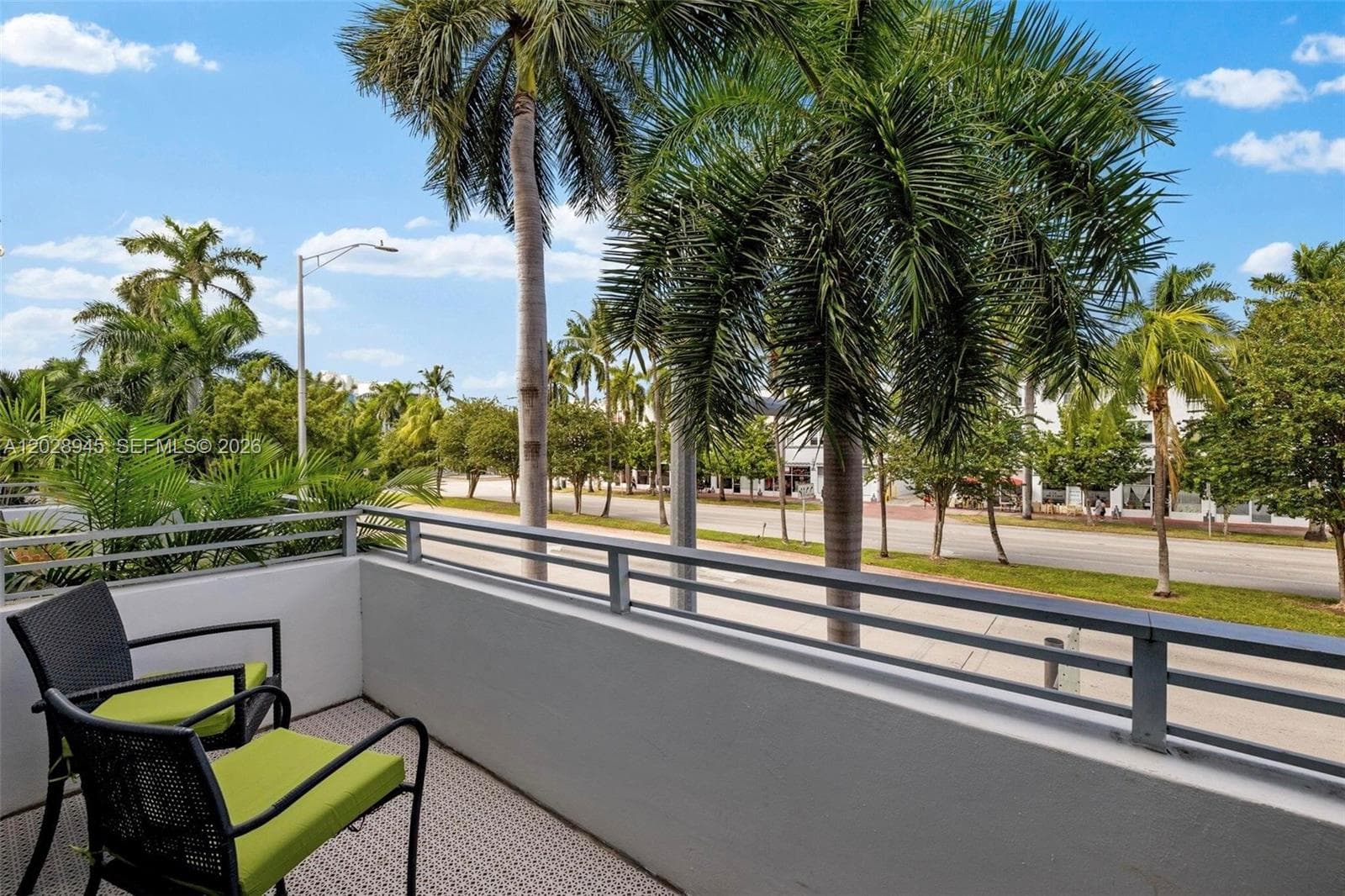 A12028945 — Miami Beach — 5