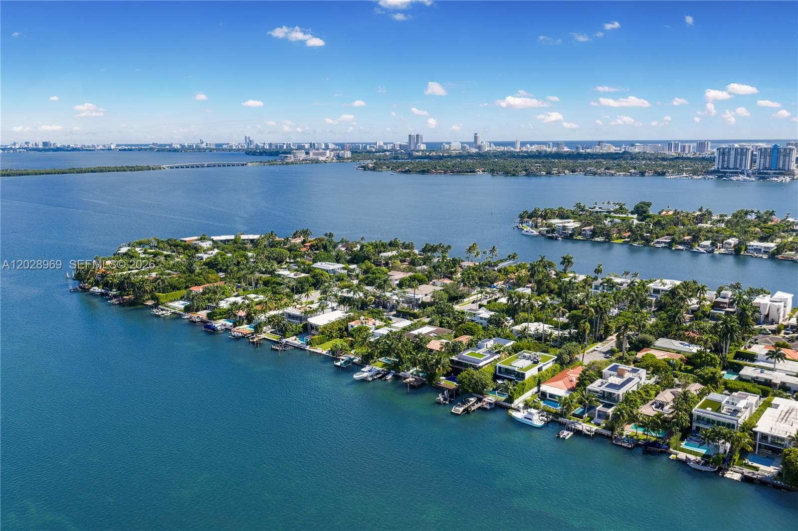 A12028969 — Miami Beach — 44