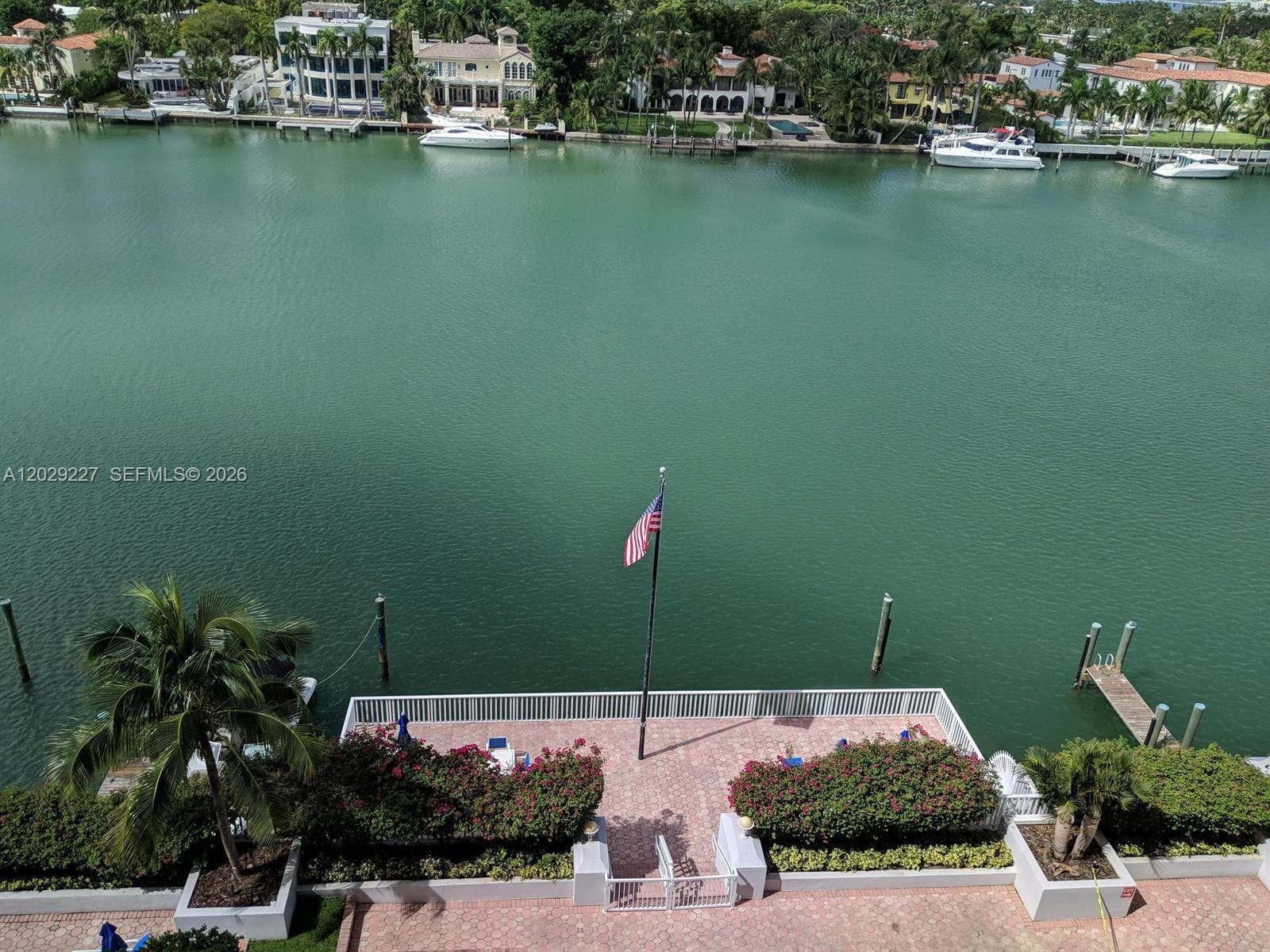 A12029227 — Miami Beach