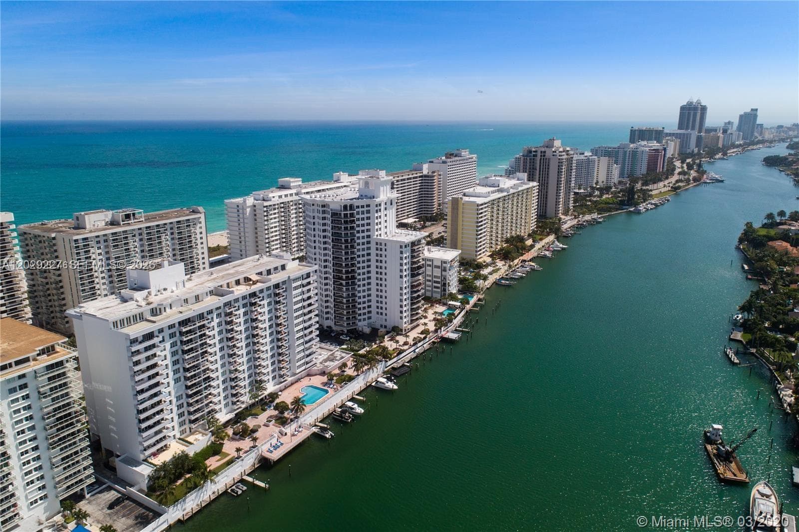 A12029227 — Miami Beach — 24