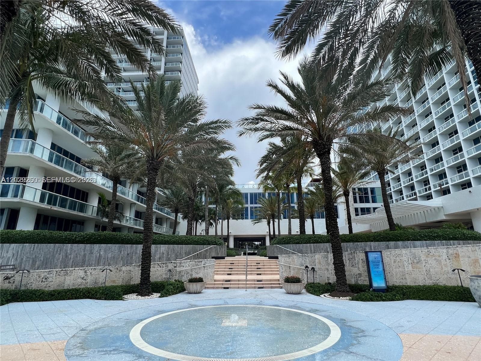 A12029260 — Miami Beach — 9