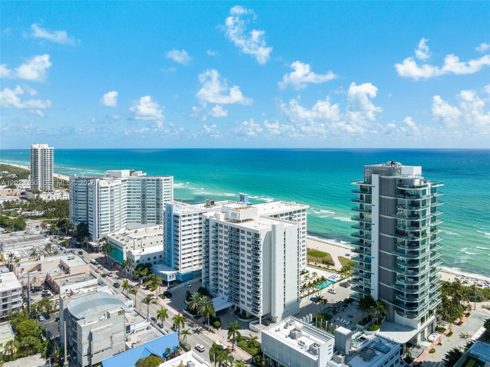 A12029360 — Miami Beach — 2