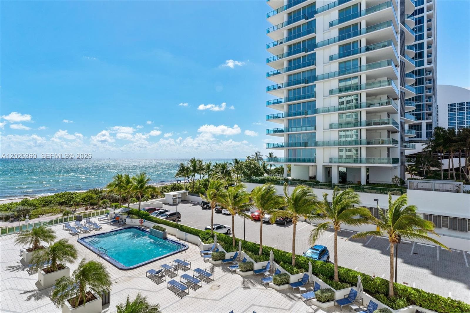 A12029360 — Miami Beach — 18