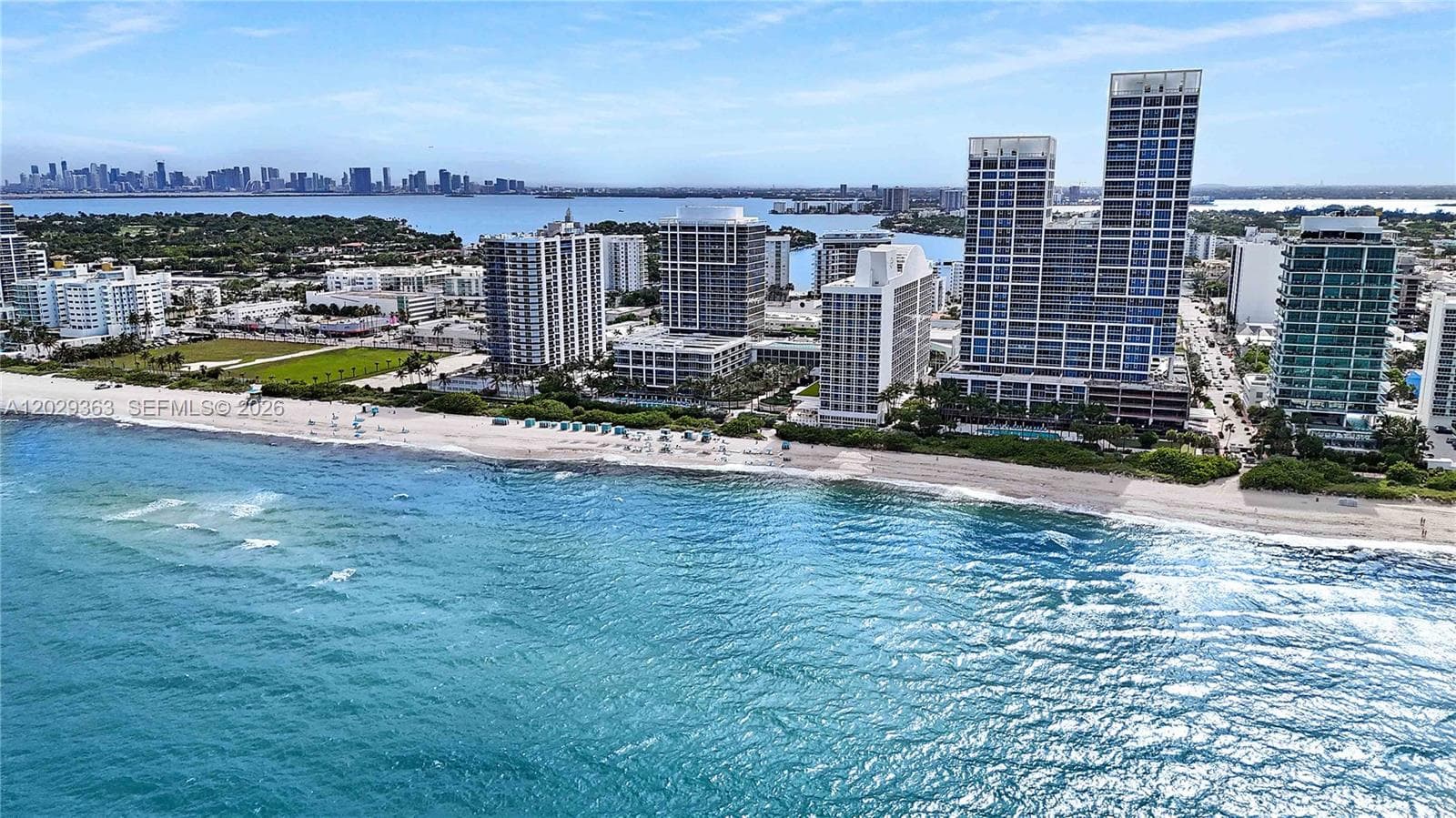 A12029363 — Miami Beach — 59
