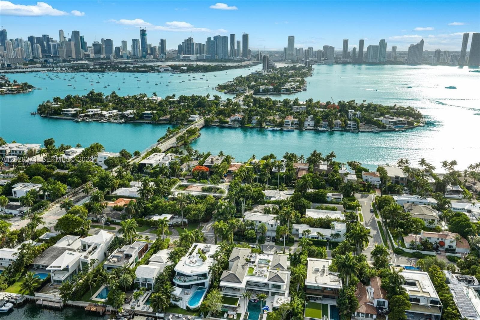 A12029371 — Miami Beach — 22
