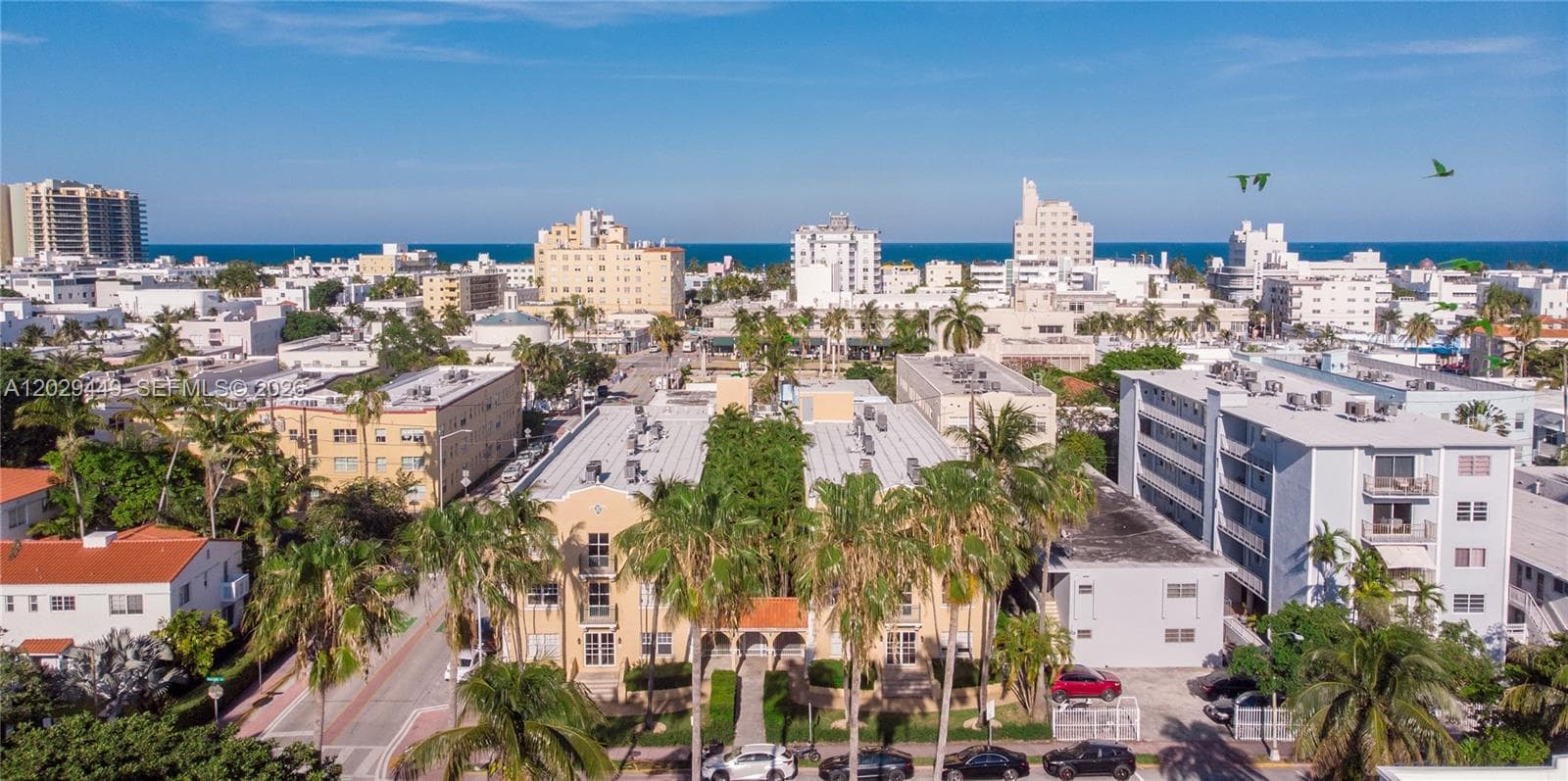 A12029449 — Miami Beach — 15