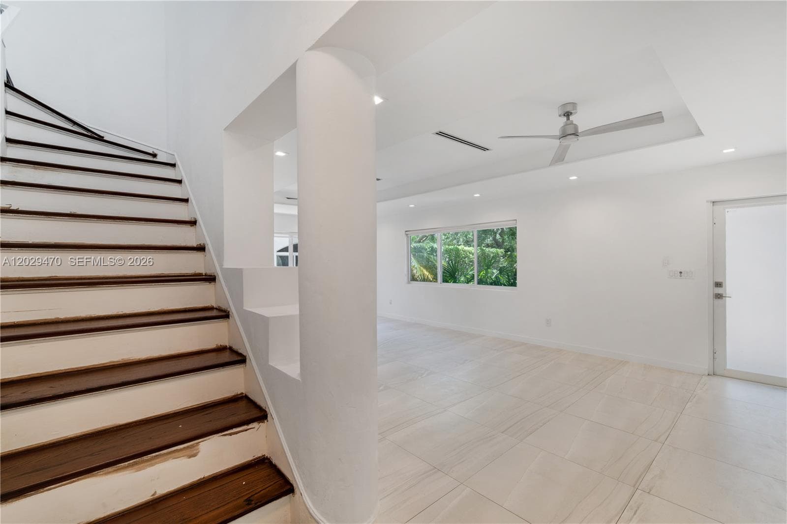 A12029470 — Miami Beach — 21