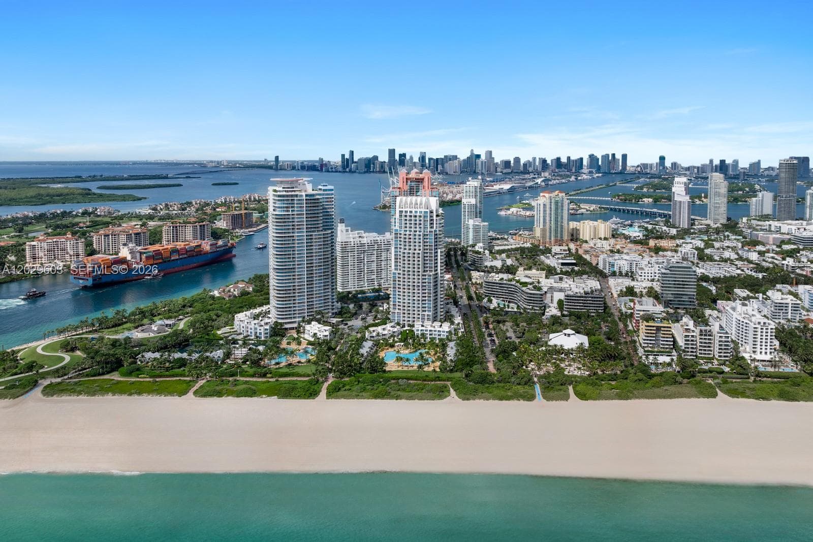 A12029603 — Miami Beach — 29