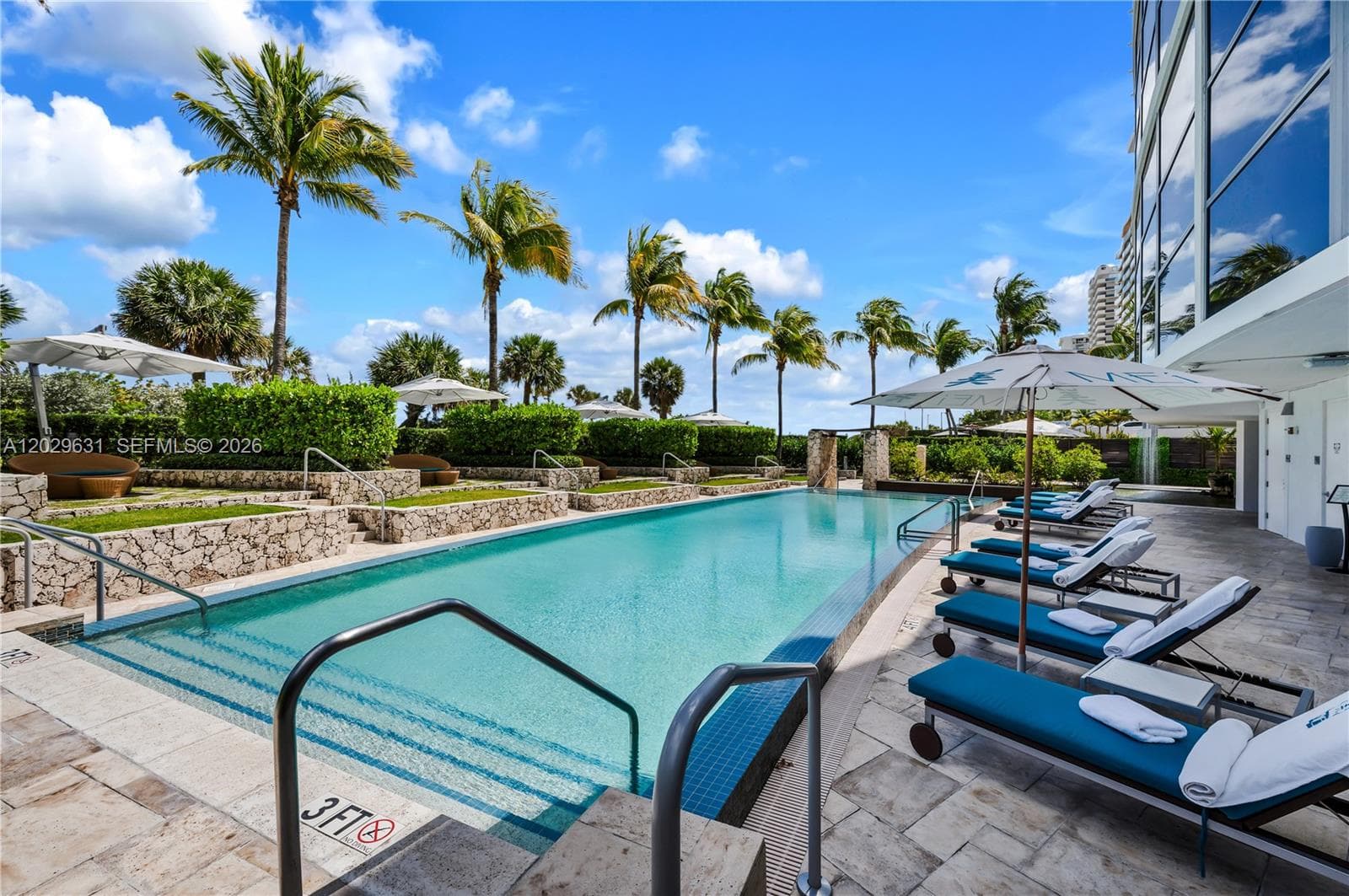 A12029631 — Miami Beach — 26