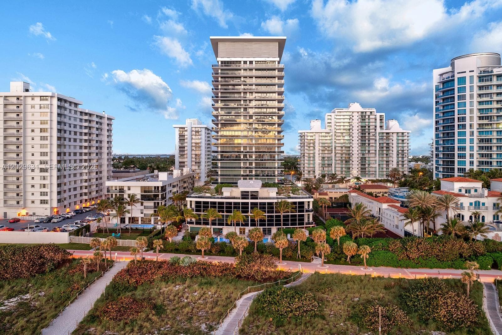 A12029631 — Miami Beach — 34