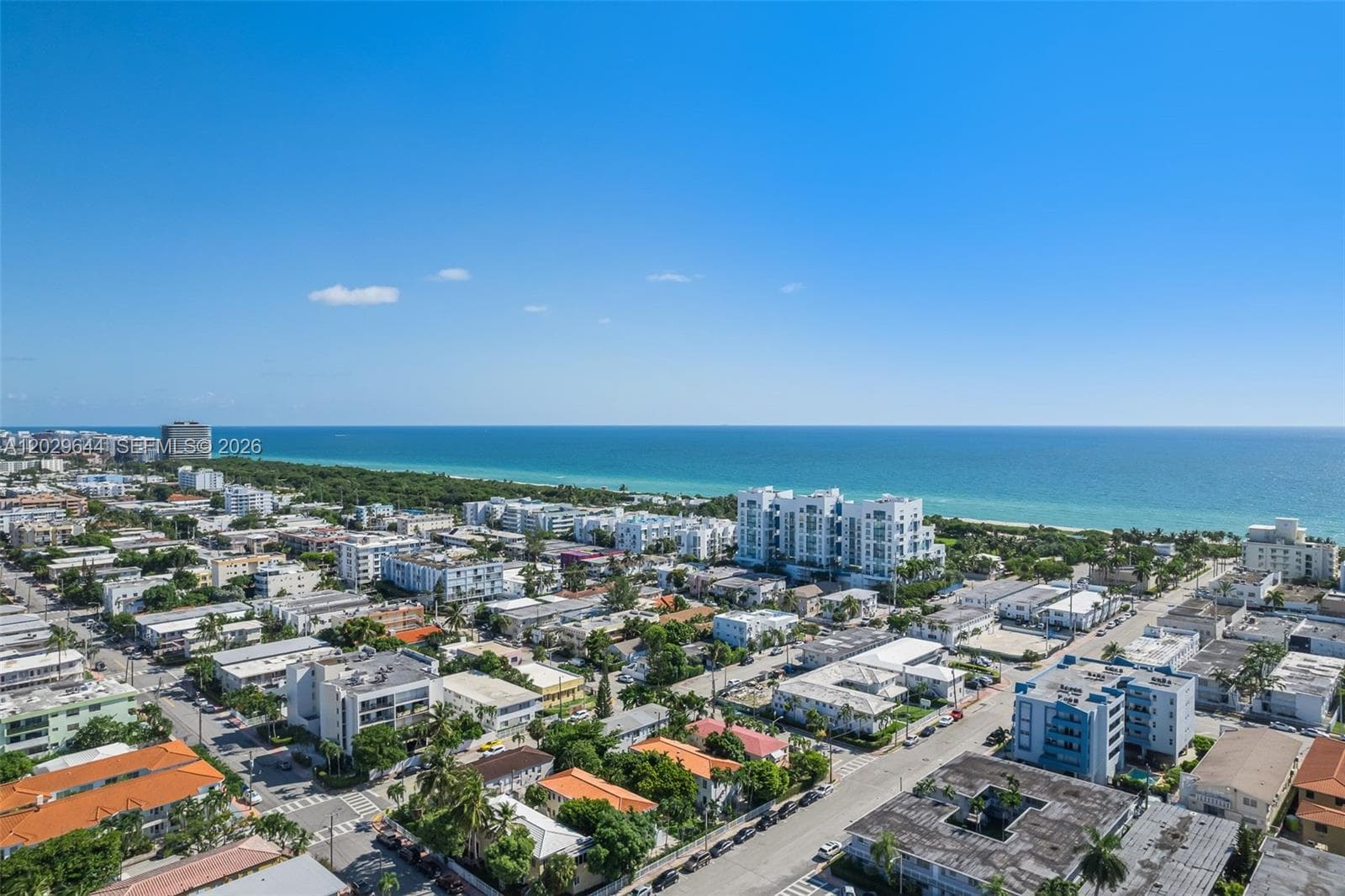 A12029644 — Miami Beach — 17