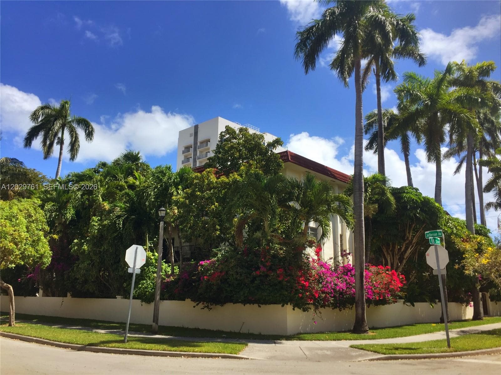 A12029761 — Miami Beach