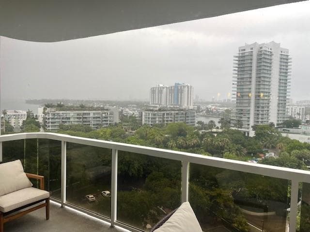 A12029889 — Miami Beach — 16