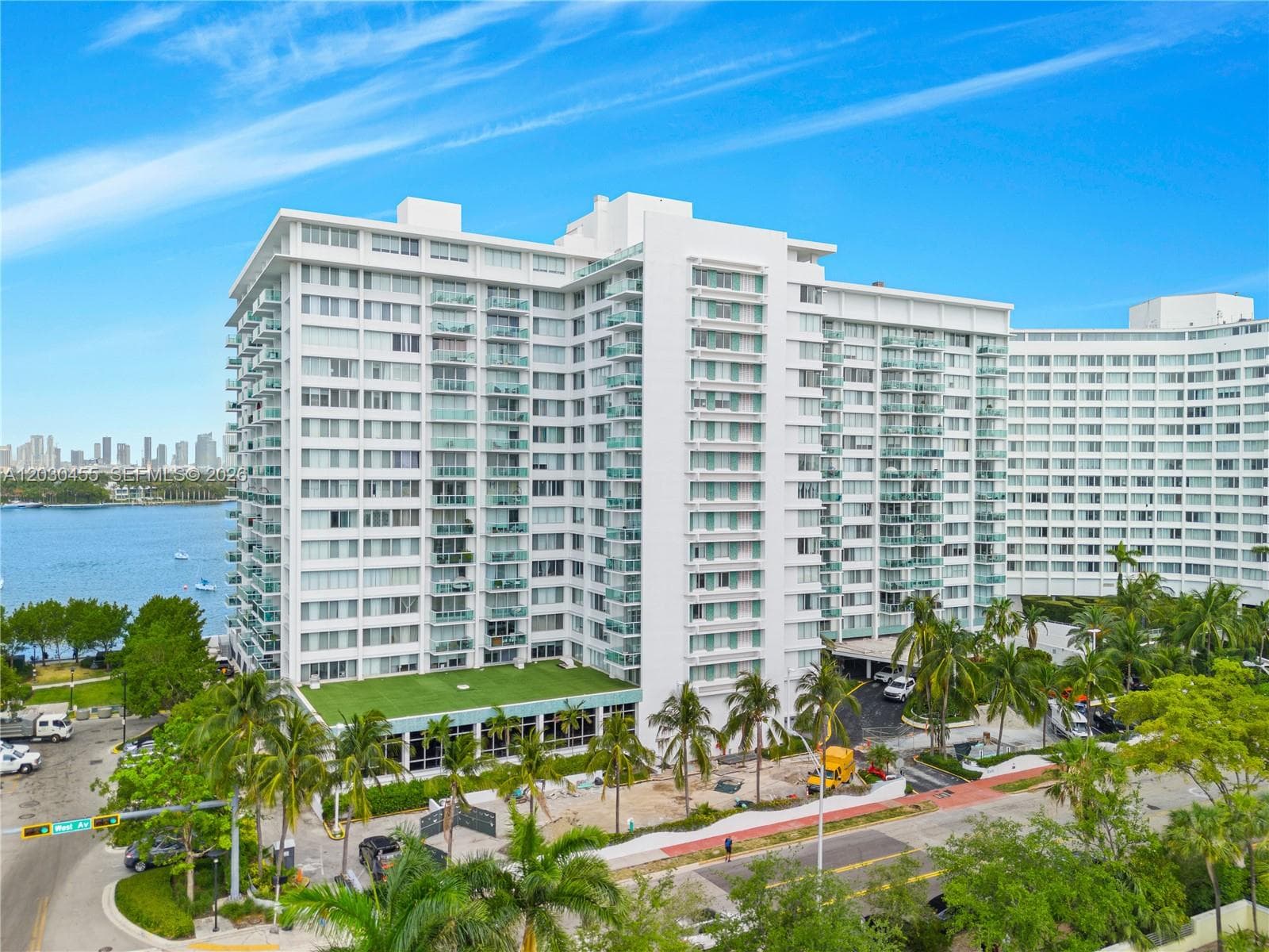 A12030455 — Miami Beach — 22