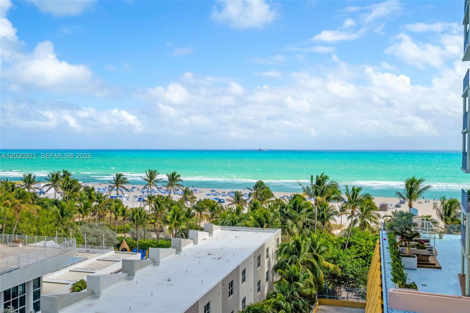 A12030921 — Miami Beach — 2
