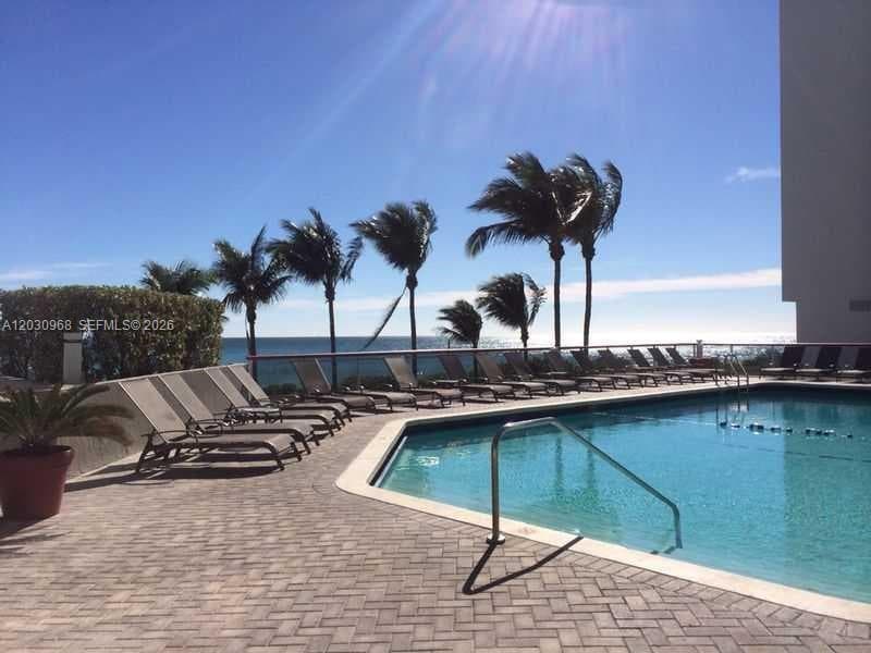 A12030968 — Miami Beach — 2