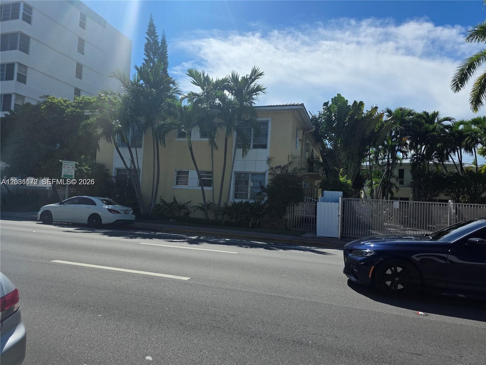 A12031172 — Miami Beach — 52