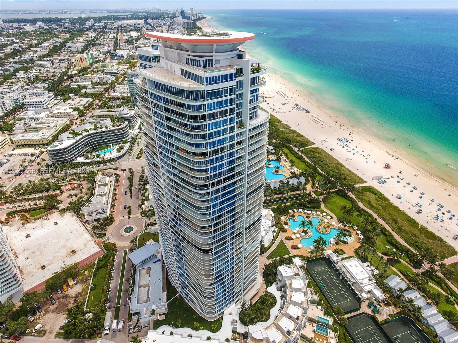 A12031368 — Miami Beach — 2