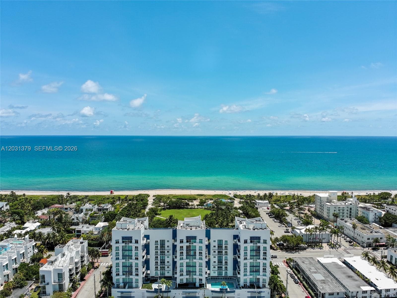 A12031379 — Miami Beach