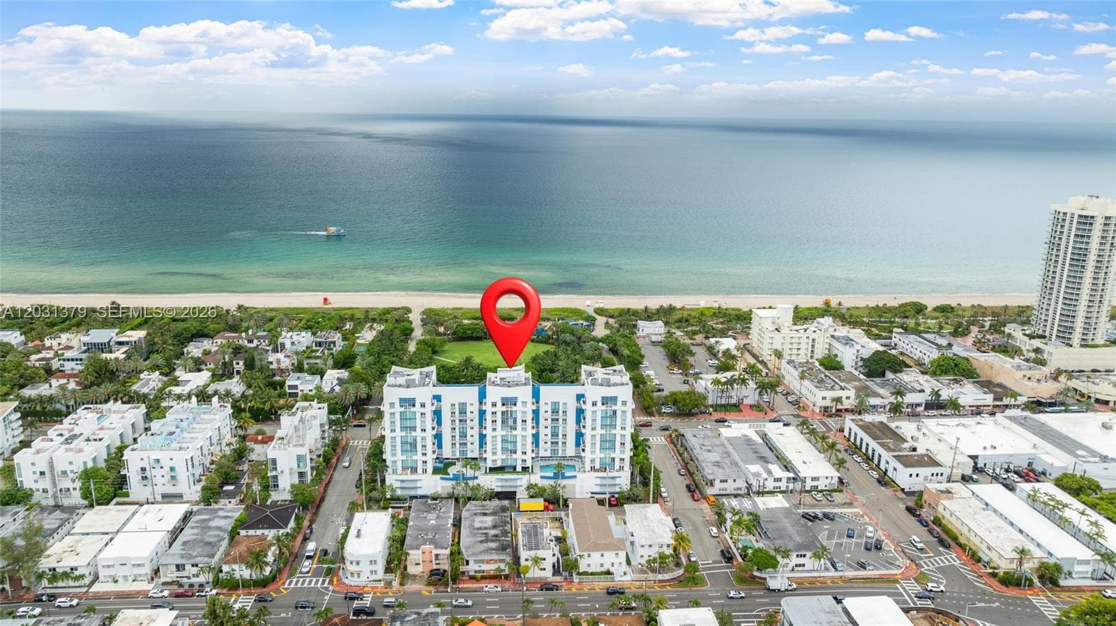 A12031379 — Miami Beach — 45