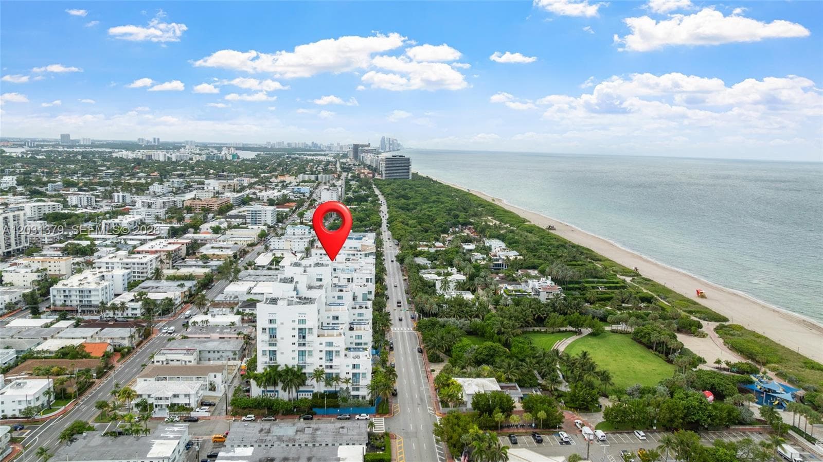 A12031379 — Miami Beach — 48