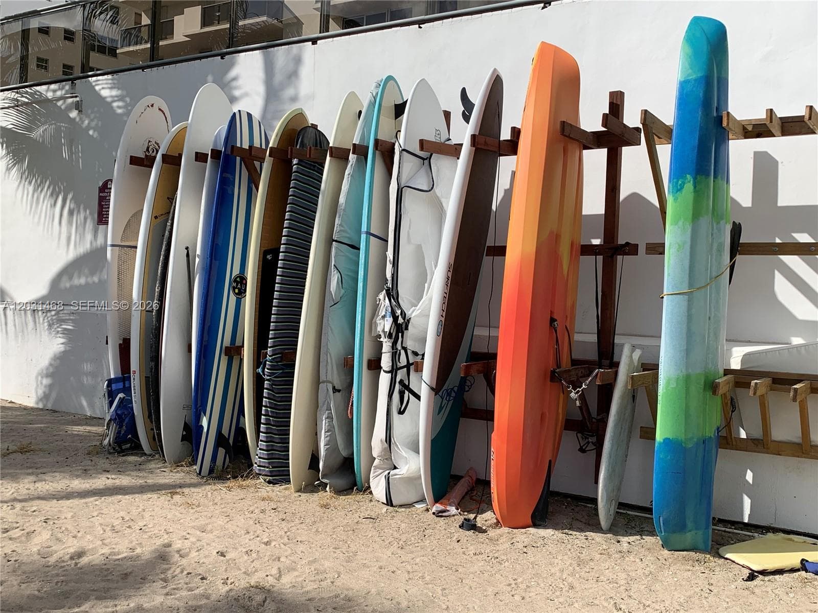 A12031468 — Miami Beach — 21