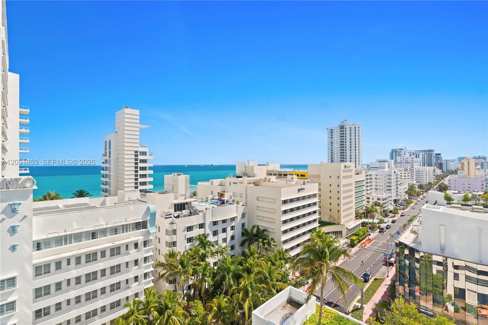 A12031653 — Miami Beach — 4