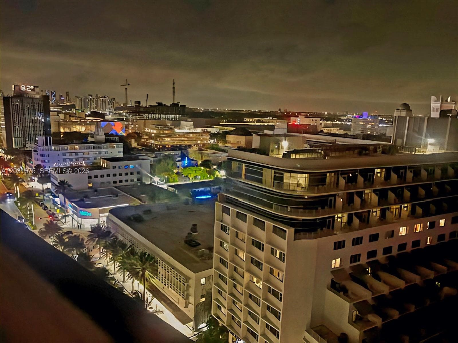 A12031675 — Miami Beach — 32