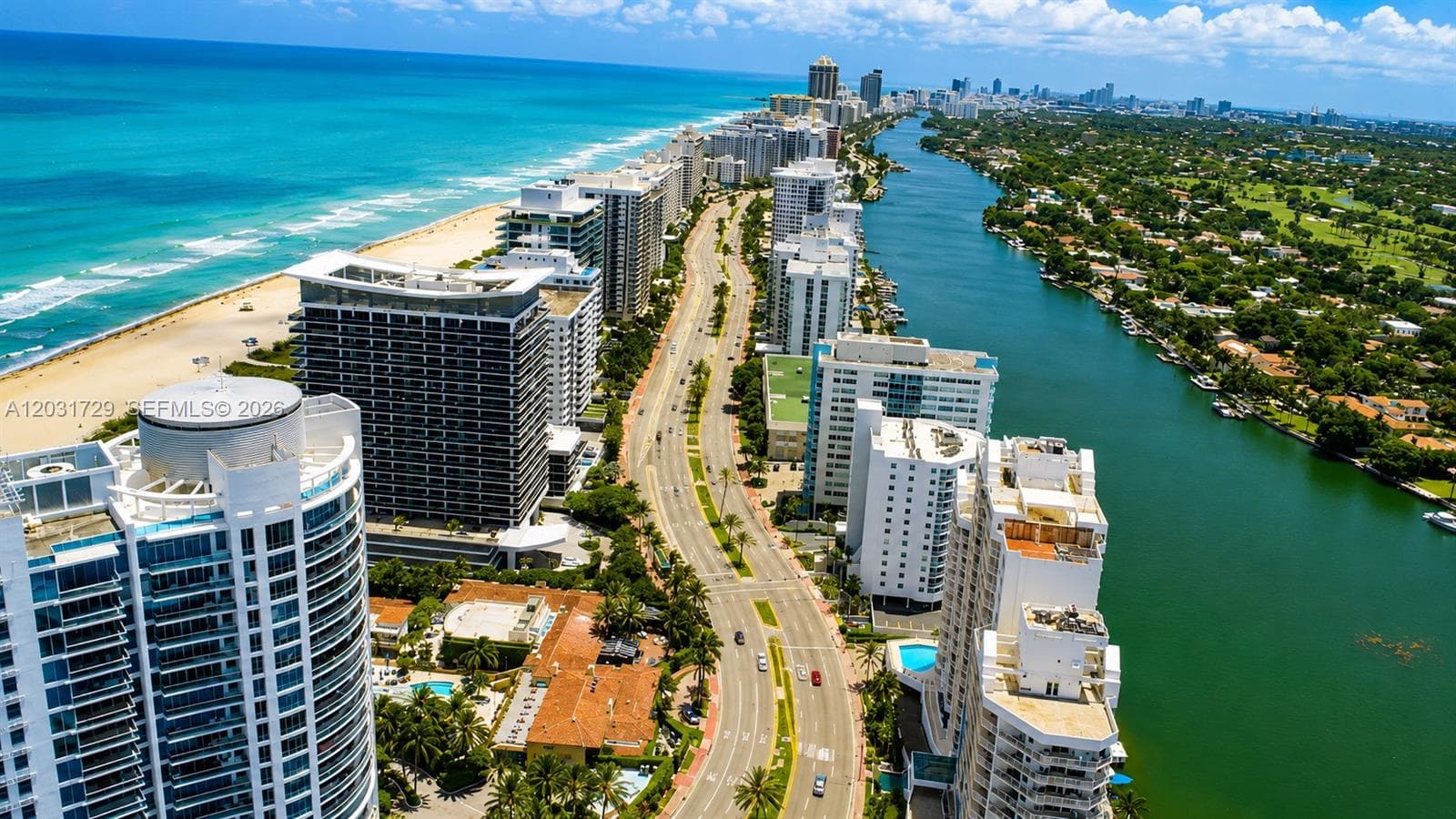A12031729 — Miami Beach — 29