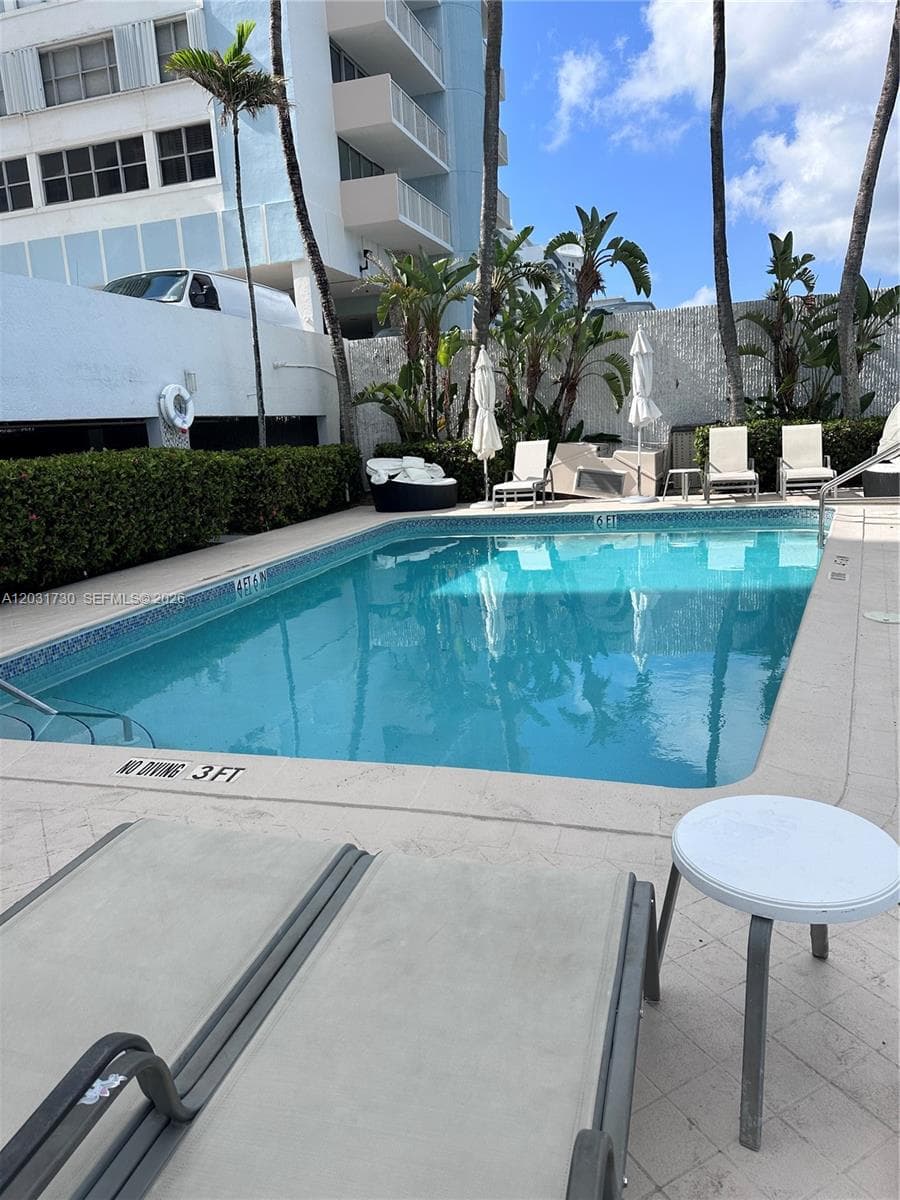 A12031730 — Miami Beach — 36