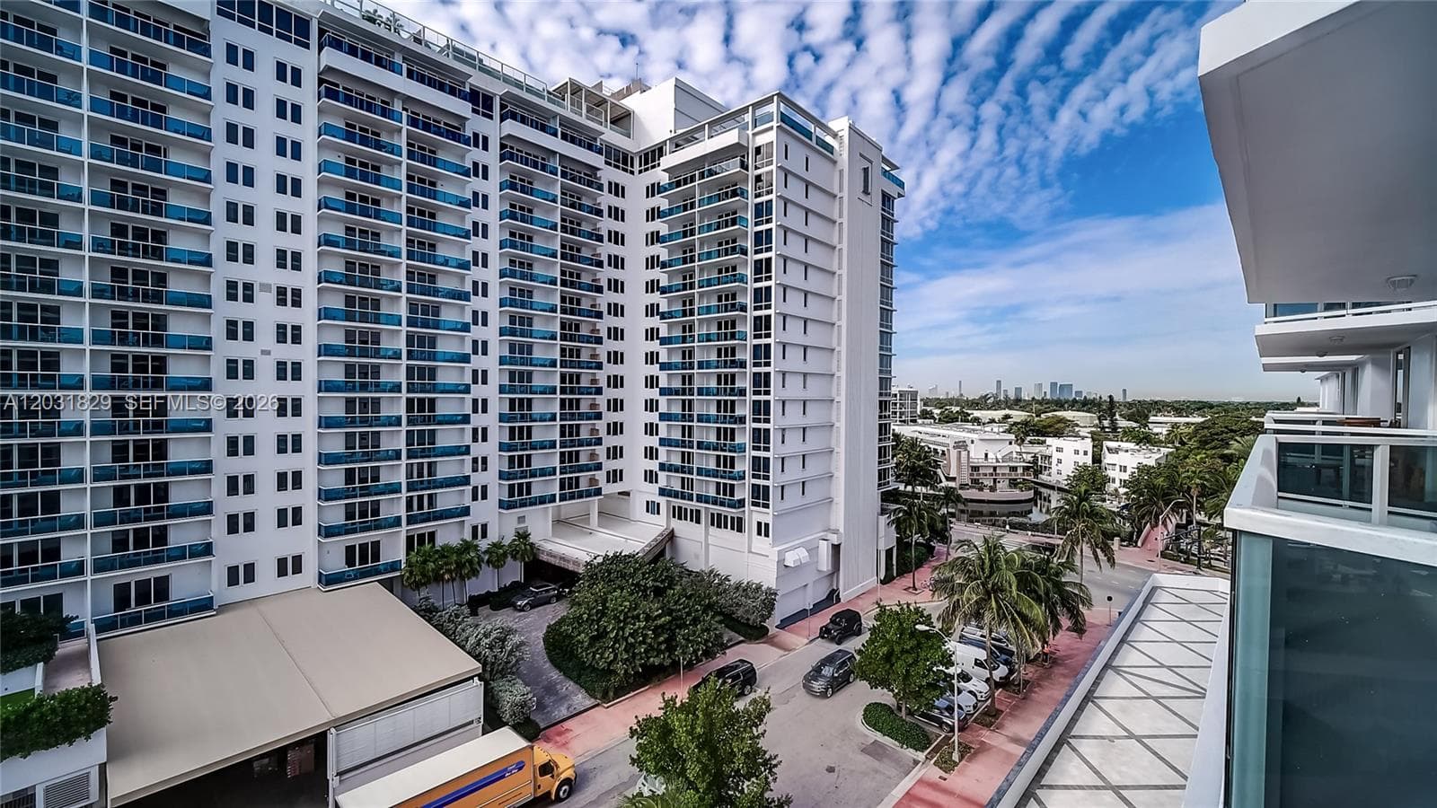 A12031829 — Miami Beach — 26