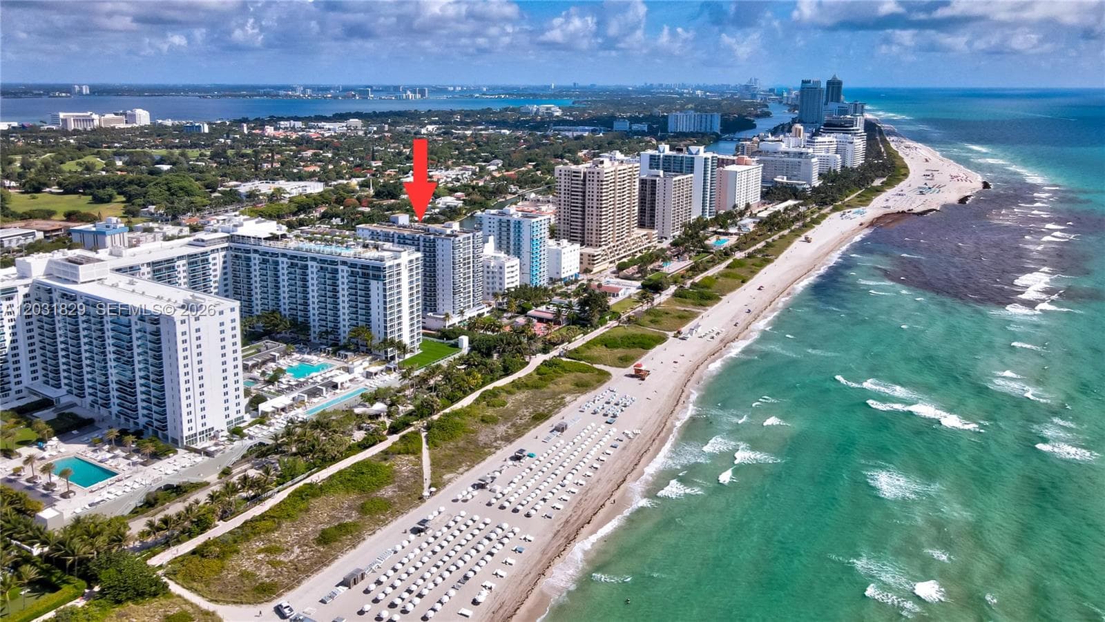 A12031829 — Miami Beach — 31