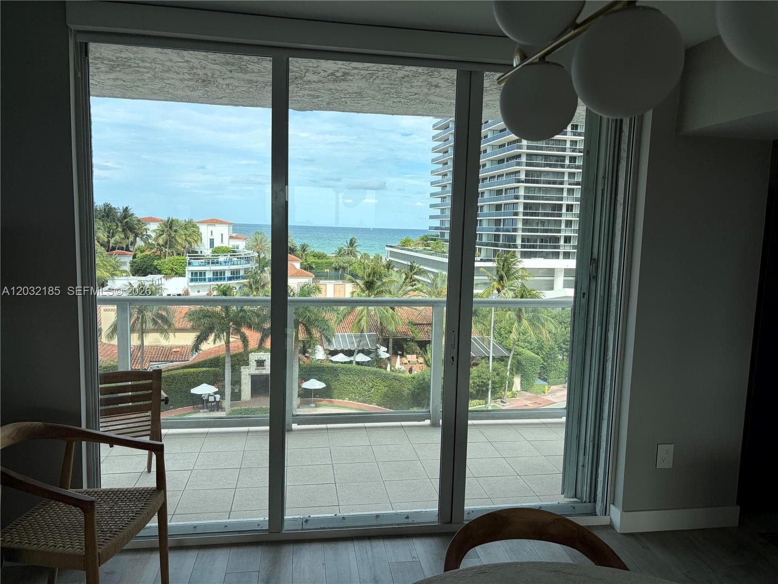 A12032185 — Miami Beach — 17